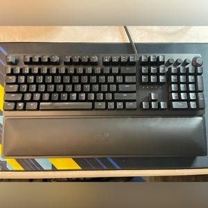 Razer Huntsman Elite opti-mechanical gaming keyboard